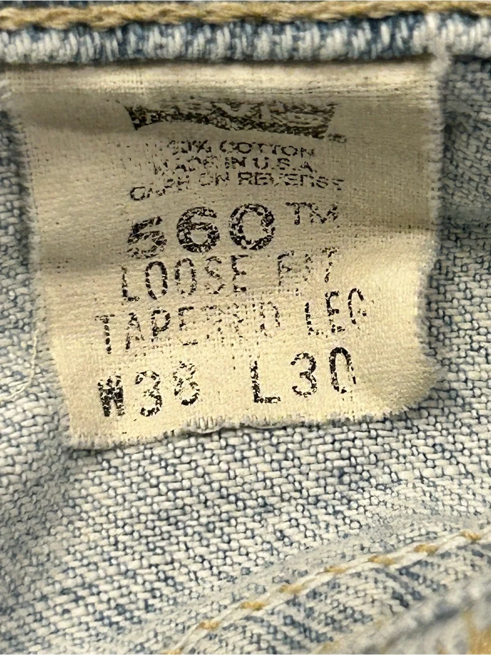 Levis levi loose